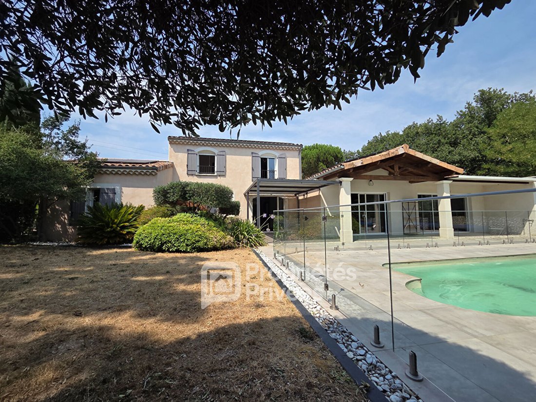 Villa in Malataverne, Auvergne-Rhône-Alpes, France 1 - 18495697