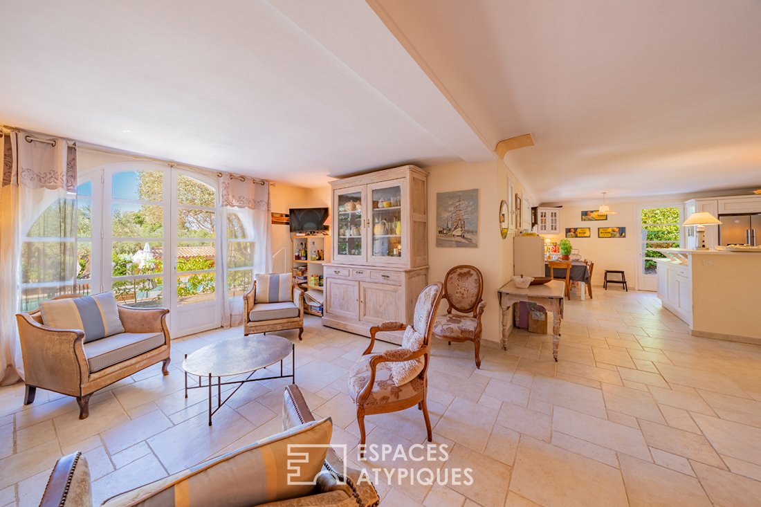 Villa in La Croix-Valmer, Provence-Alpes-Côte d'Azur, France 3 - 18495638