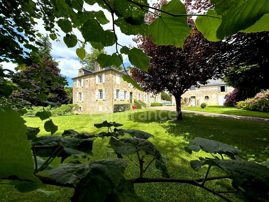 Maison à Lanouaille, Nouvelle-Aquitaine, France 1 - 18495022