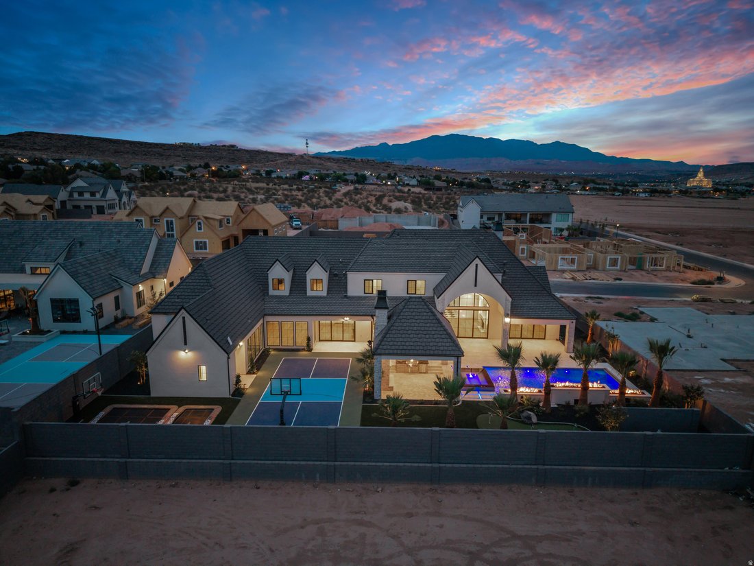 House in St. George, Utah, United States 2 - 18465832