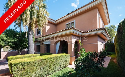 House in Bormujos, Andalusia, Spain 1