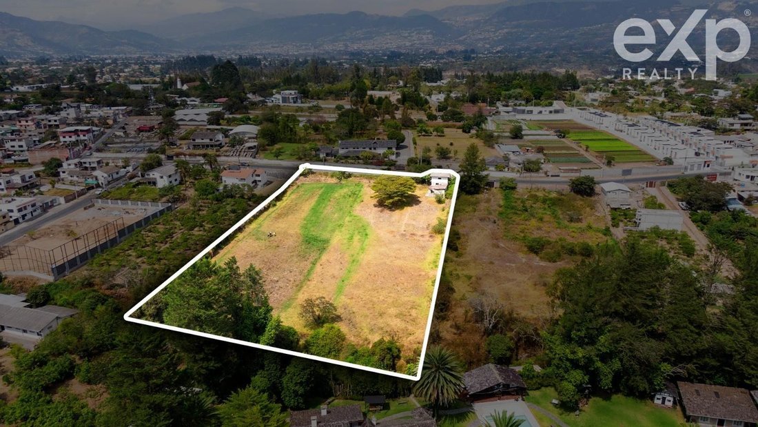 Land in Quito, Pichincha, Ecuador 4 - 18492573