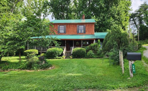 House in Livingston, Tennessee, United States 1