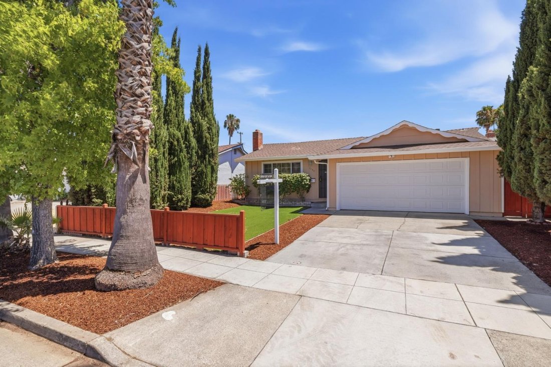 House in San Jose, California, United States 3 - 18493152