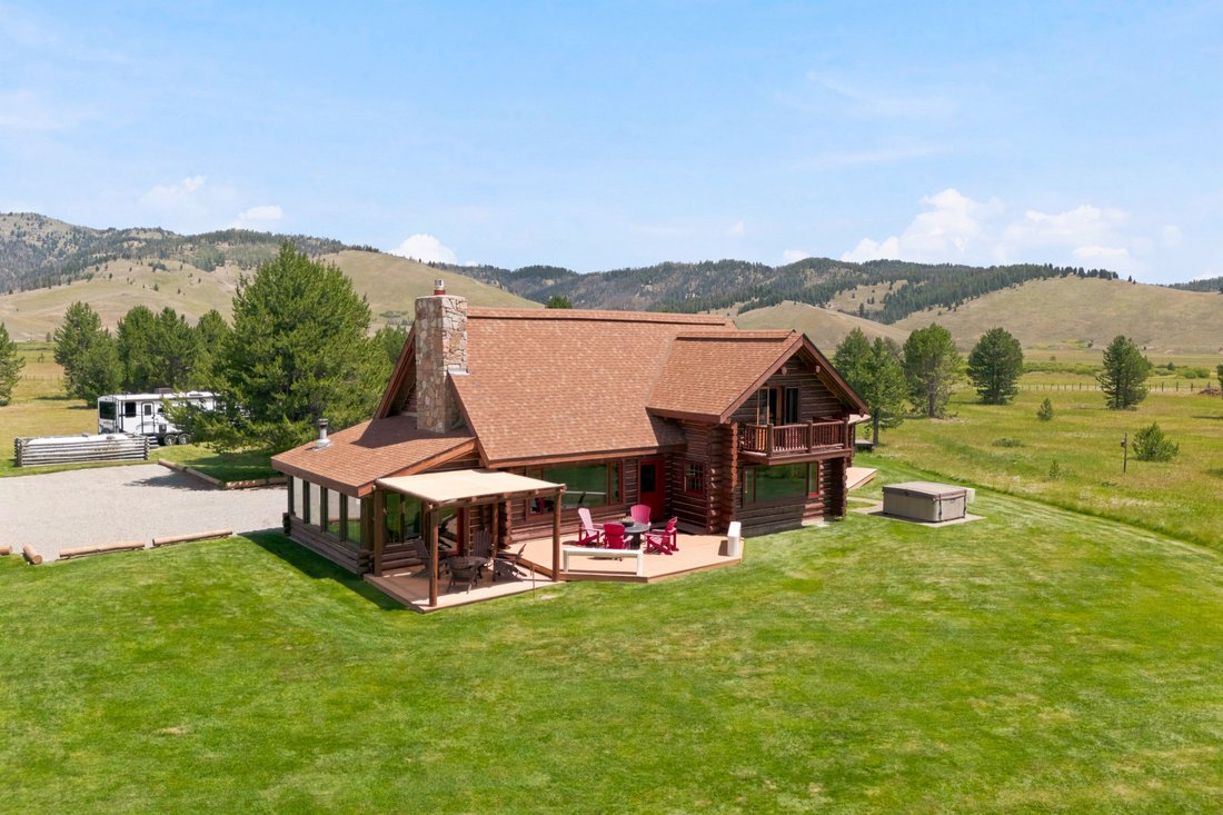 House in Stanley, Idaho, United States 3 - 18492875