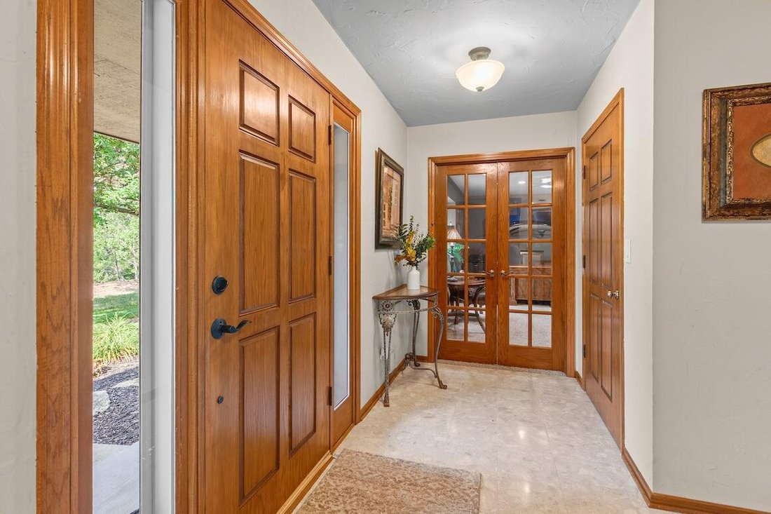 House in Delafield, Wisconsin, United States 4 - 18494599