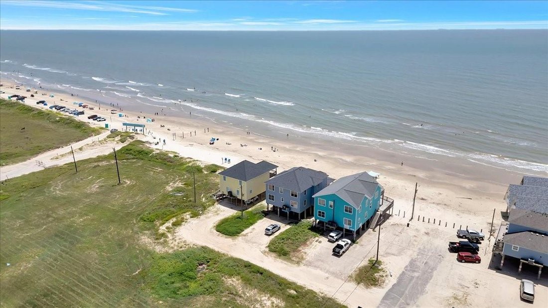 House in Freeport, Texas, United States 4 - 17621933