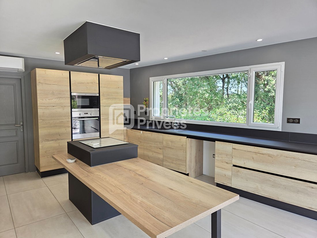 Villa in Malataverne, Auvergne-Rhône-Alpes, France 4 - 18495697