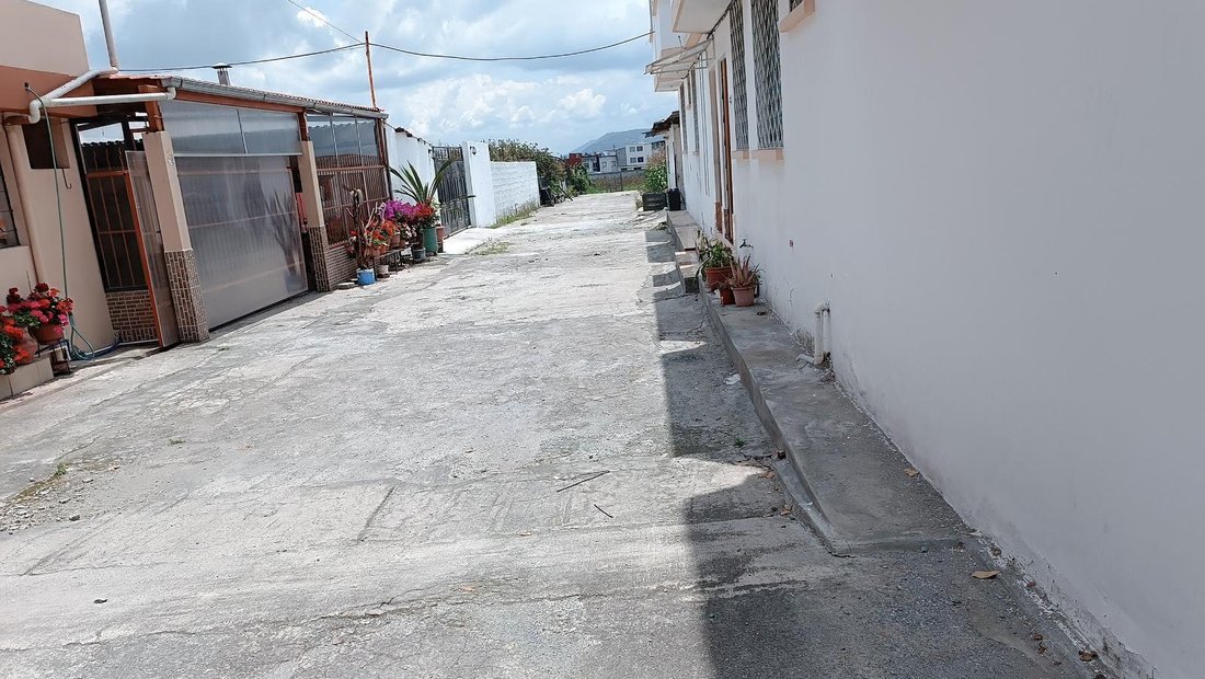 Land in Quito, Pichincha, Ecuador 4 - 18492602