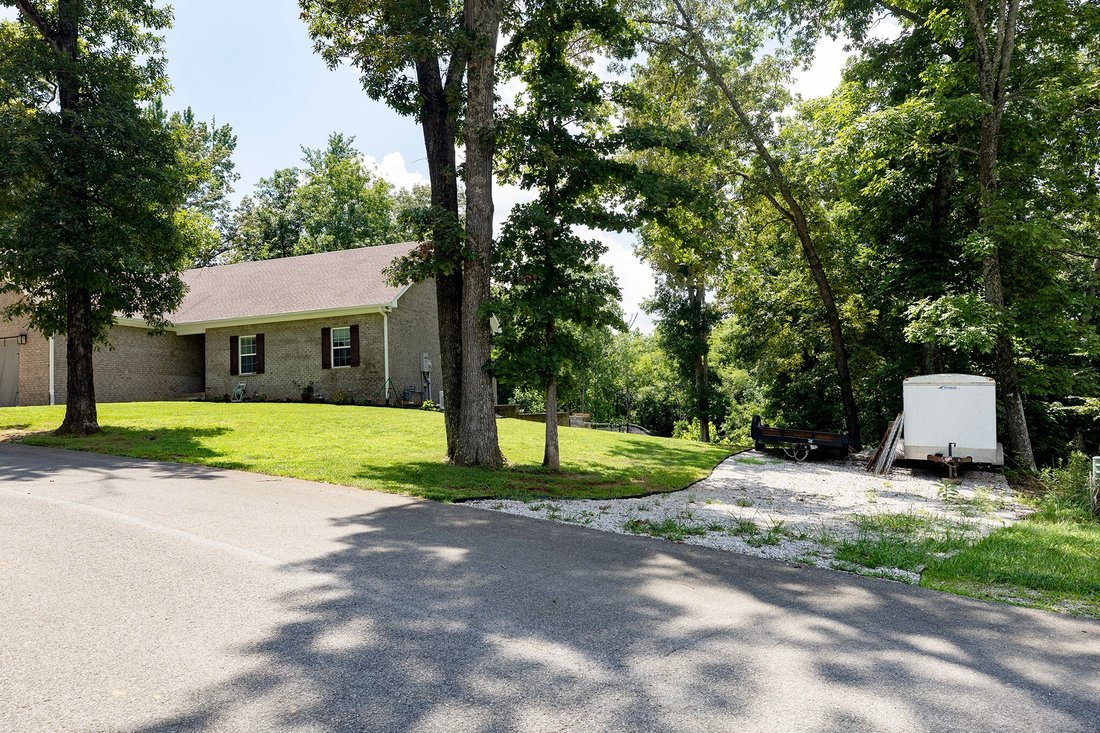 House in Smiths Grove, Kentucky, United States 5 - 18493871