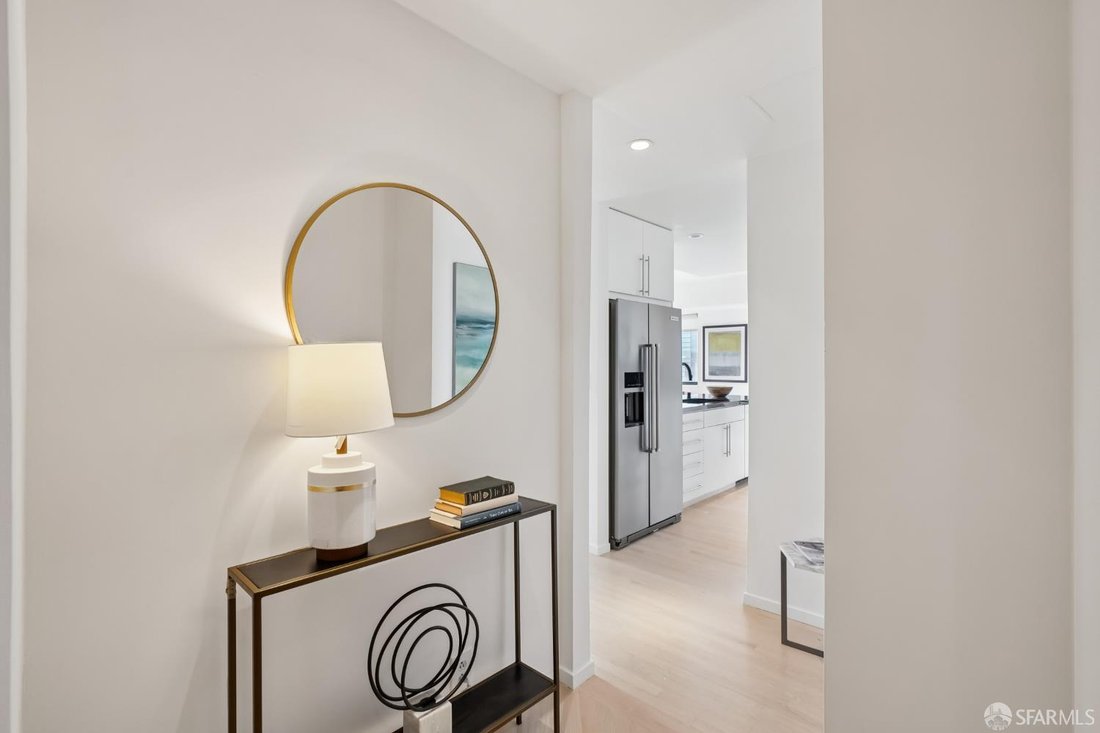 Condo in San Francisco, California, United States 2 - 18492019