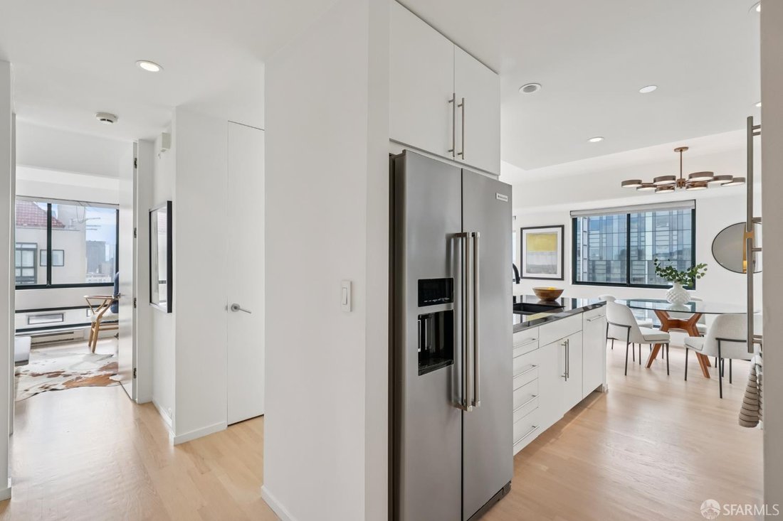 Condo in San Francisco, California, United States 3 - 18492019
