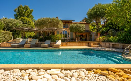 Villa in La Croix-Valmer, Provence-Alpes-Côte d'Azur, France 1
