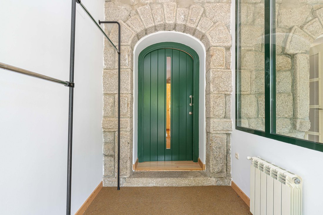 House in Hoyo de Manzanares, Comunidad de Madrid, Spain 2 - 18493896