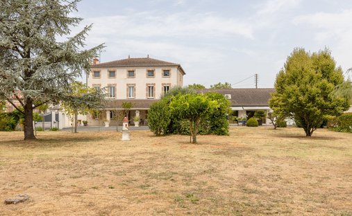 Haus in Saint-Paul-Cap-de-Joux, Okzitanien, Frankreich 1