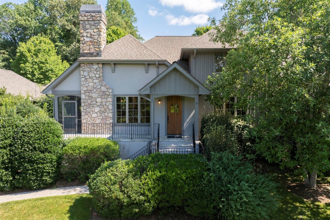 Condo in Brevard, North Carolina, United States 1 - 18494007