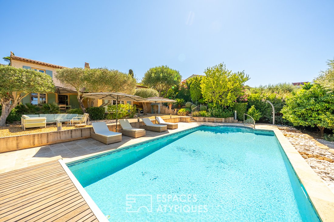 Villa in La Croix-Valmer, Provence-Alpes-Côte d'Azur, France 2 - 18495638