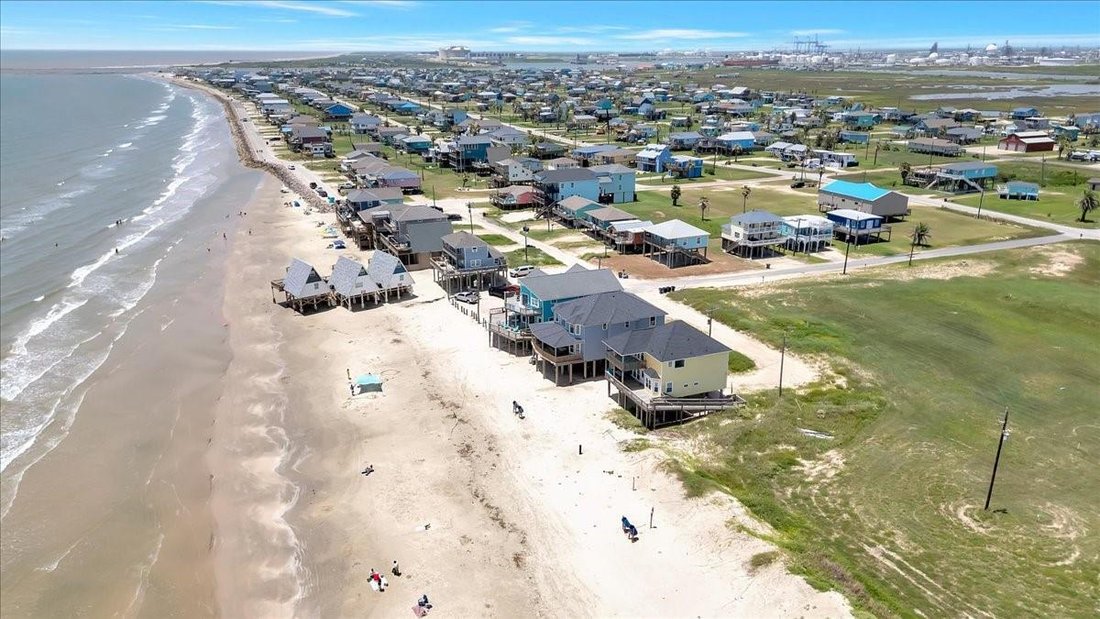 House in Freeport, Texas, United States 1 - 17621933