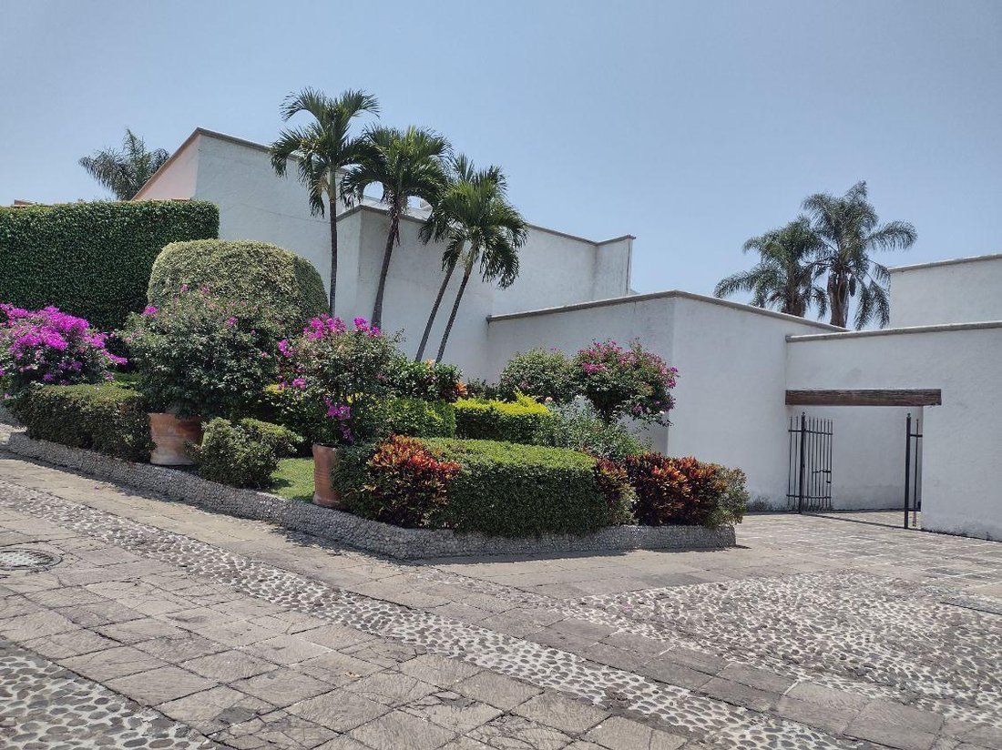 Condo in Cuernavaca, Morelos, Mexico 1 - 18492899