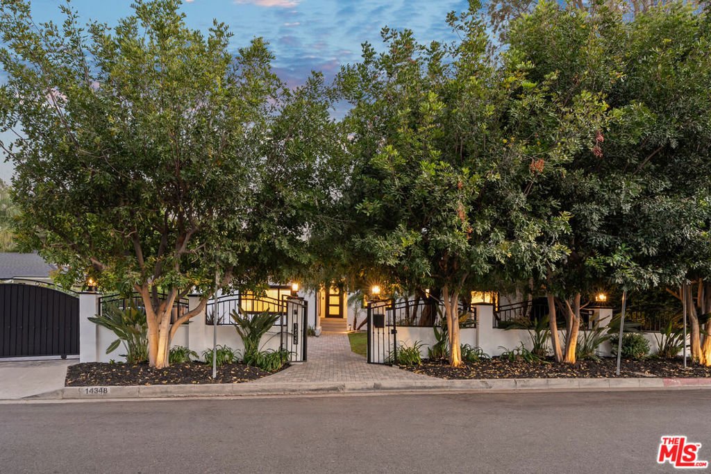 House in Los Angeles, California, United States 1 - 18494414