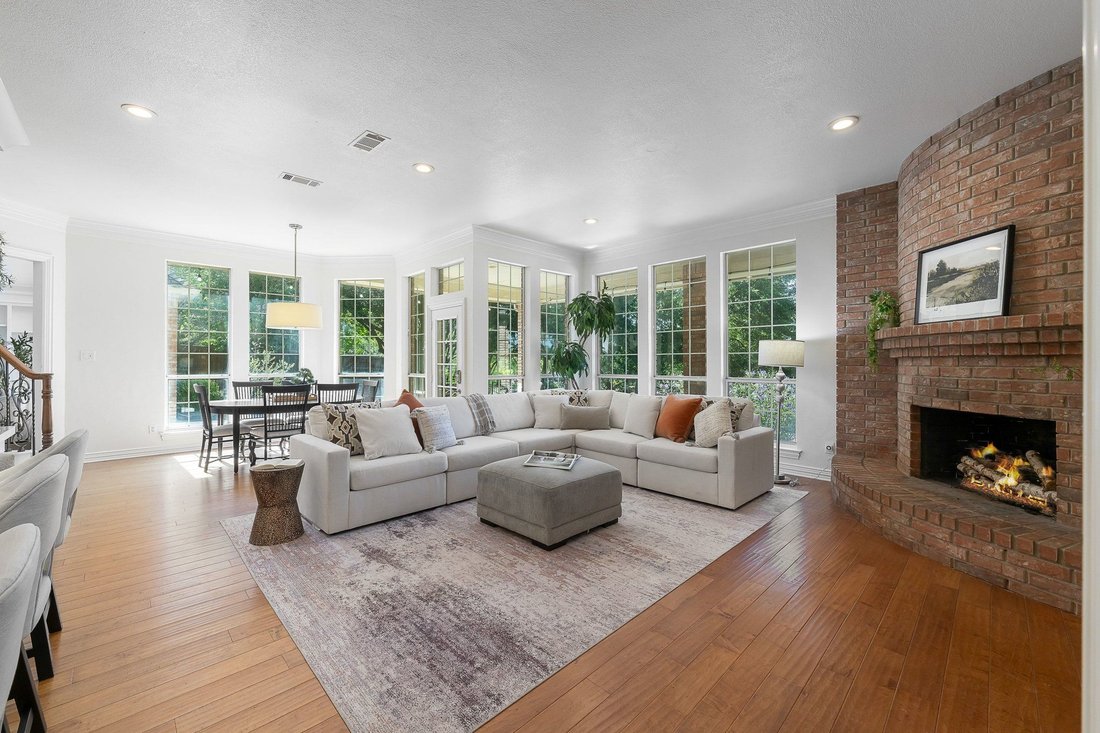 House in Grapevine, Texas, United States 5 - 18492628