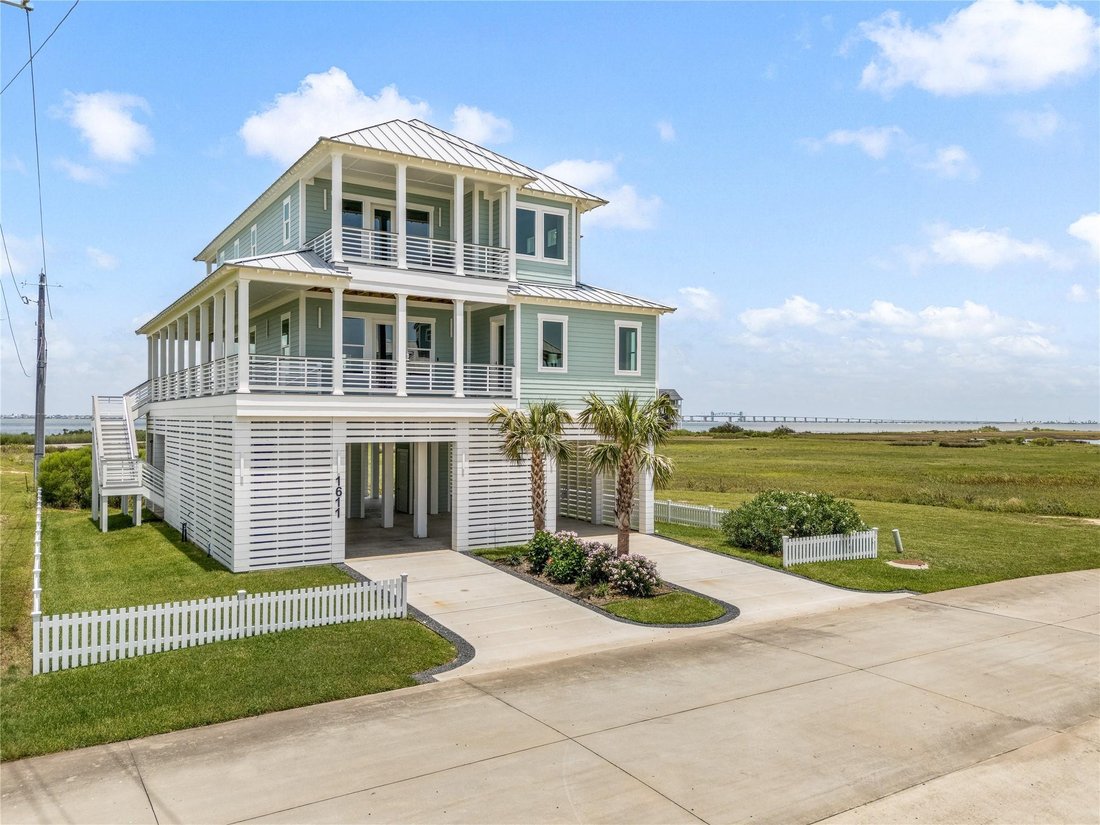 House in Galveston, Texas, United States 1 - 18494089