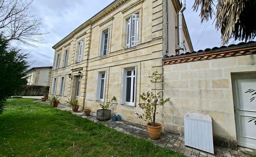 Villa à Saint-Laurent-Médoc, Nouvelle-Aquitaine, France 1