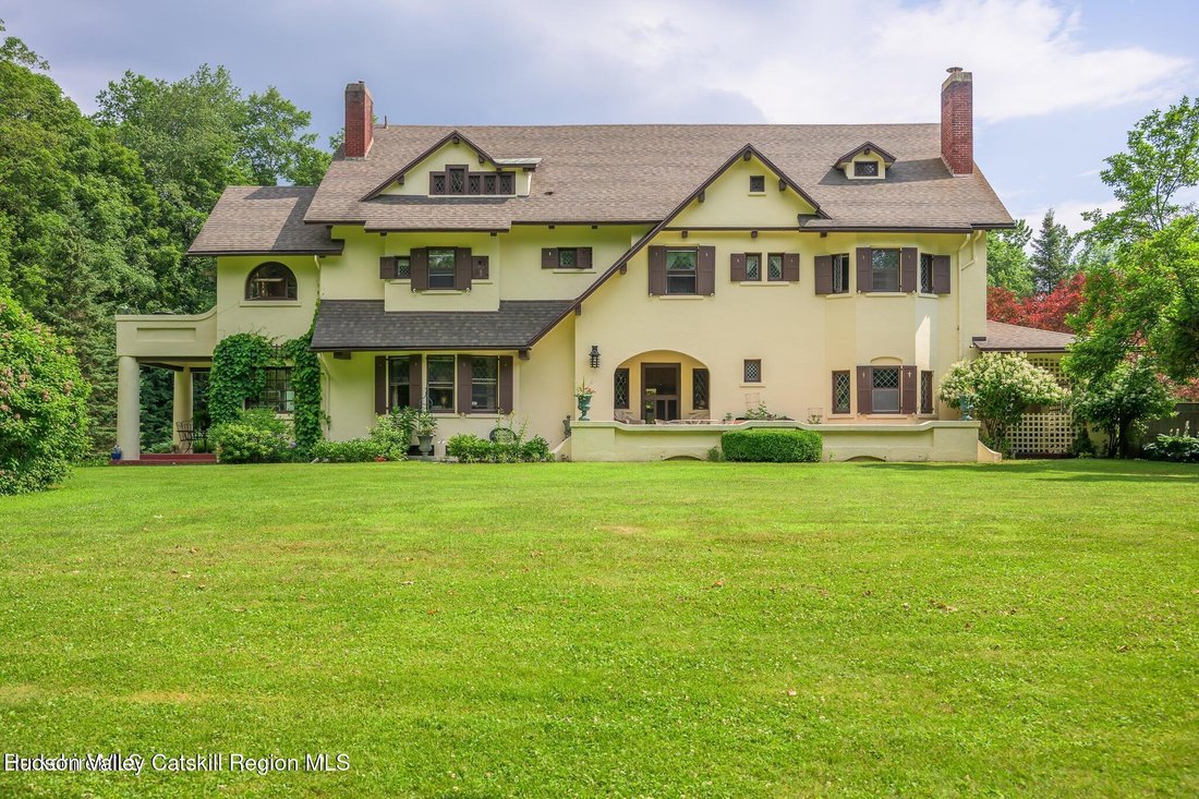 House in Dalton, Massachusetts, United States 2 - 18494000