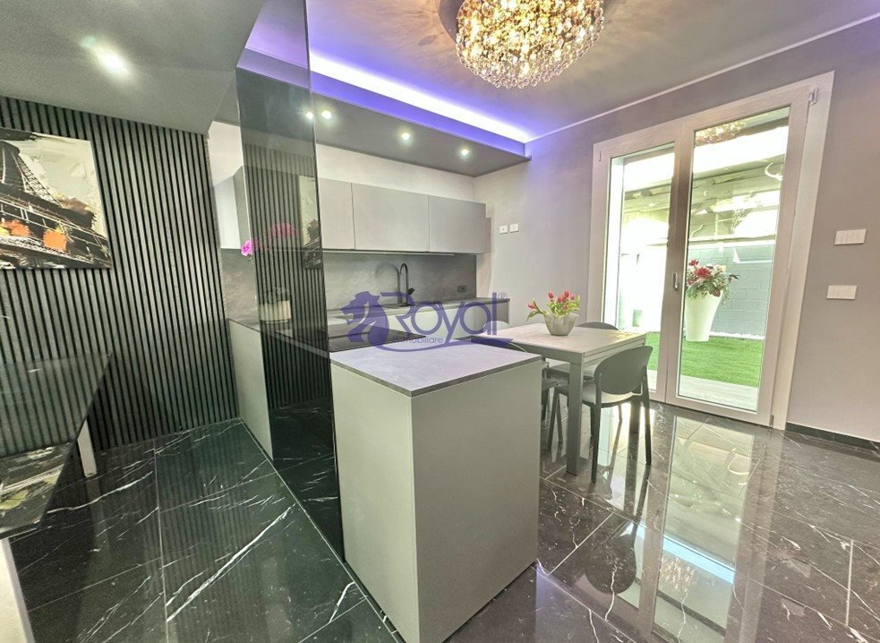 Villa in Ravello, Parabiago, Lombardy 4 - 17410207