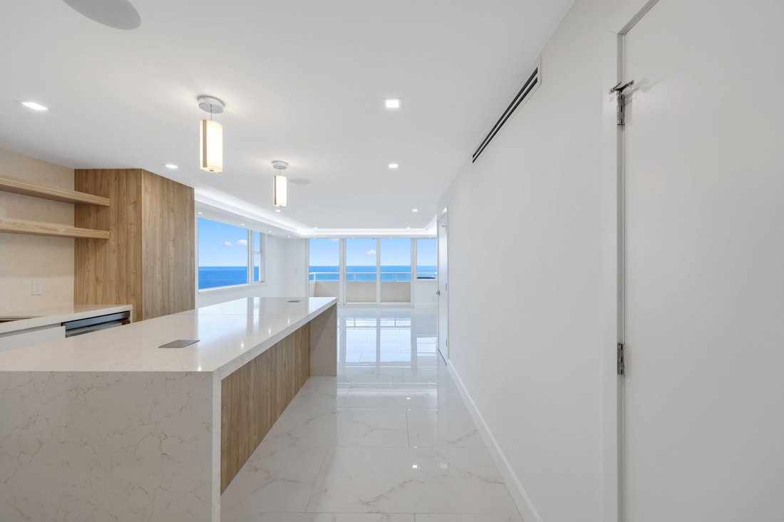 Condo in Fort Lauderdale, Florida, United States 3 - 18495086