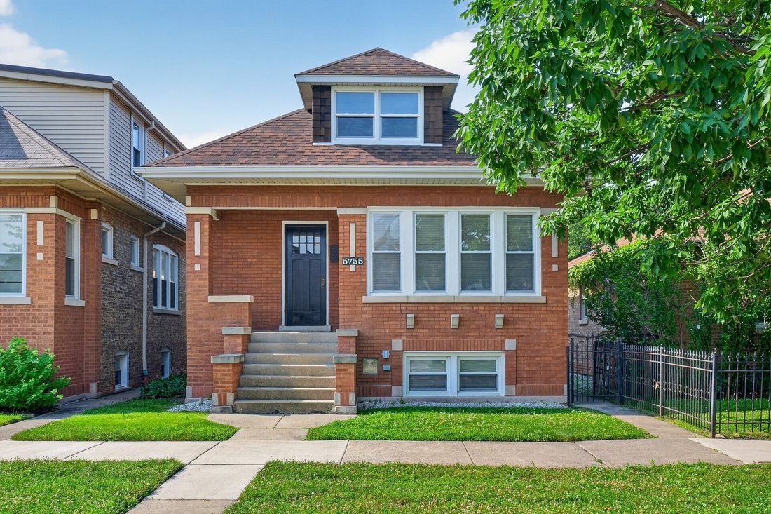 House in Chicago, Illinois, United States 1 - 18494724