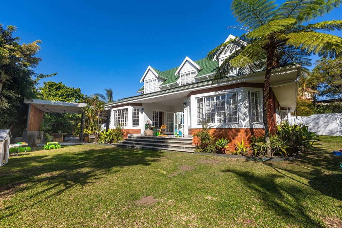 House in Mount Edgecombe Country Estate 2, KwaZulu-Natal, South Africa 1 - 18493197
