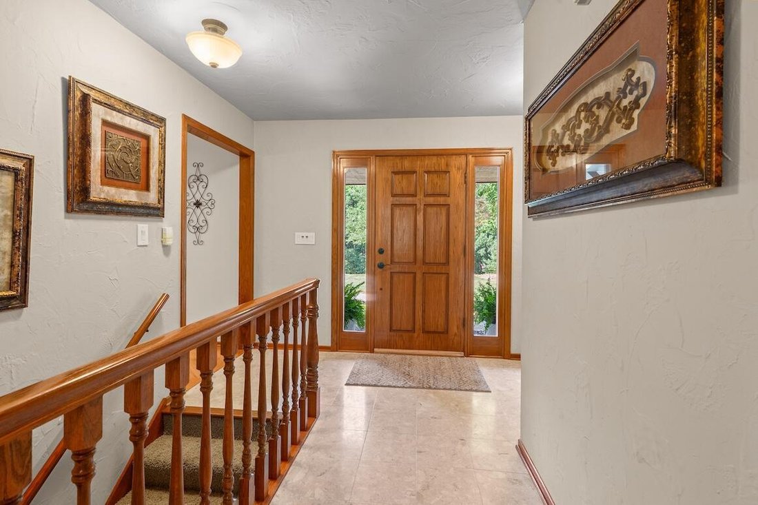 House in Delafield, Wisconsin, United States 3 - 18494599