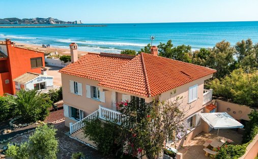 House in Cullera, Valencian Community, Spain 1