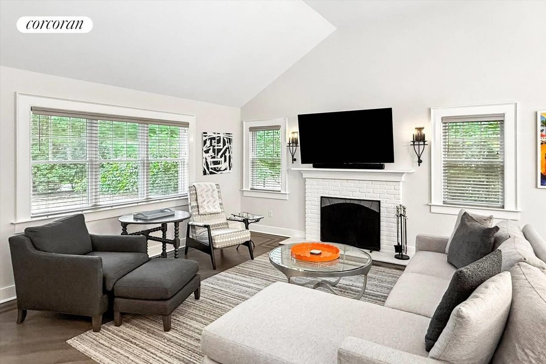 House in East Hampton, New York, United States 4 - 18492821