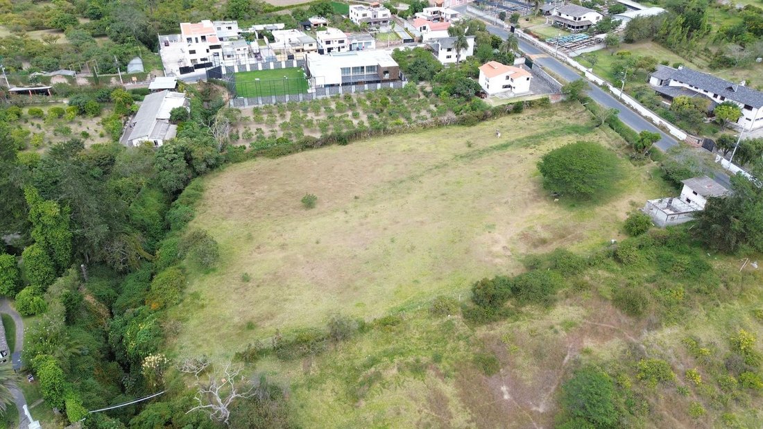 Land in Quito, Pichincha, Ecuador 3 - 18492573