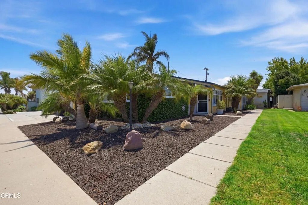 Oxnard, California, United States 1 - 18493695