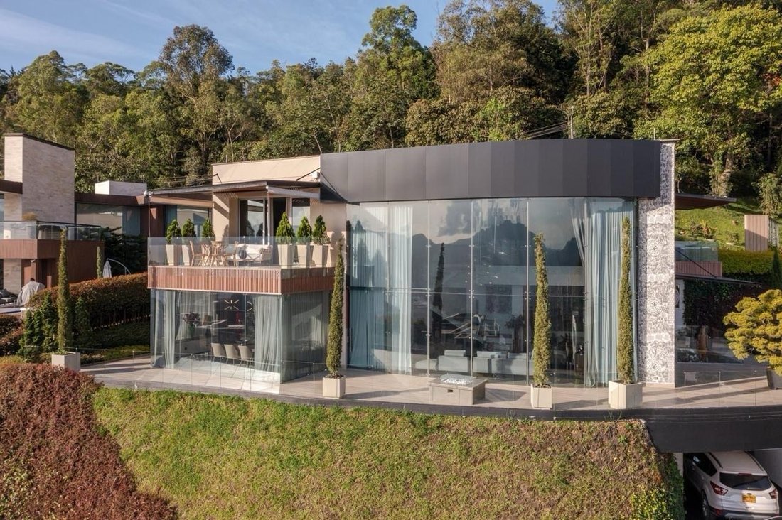 House in Santa Elena, Antioquia, Colombia 1 - 18588372