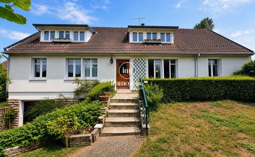 Saint Nicolas, Maisons-Laffitte, France 1