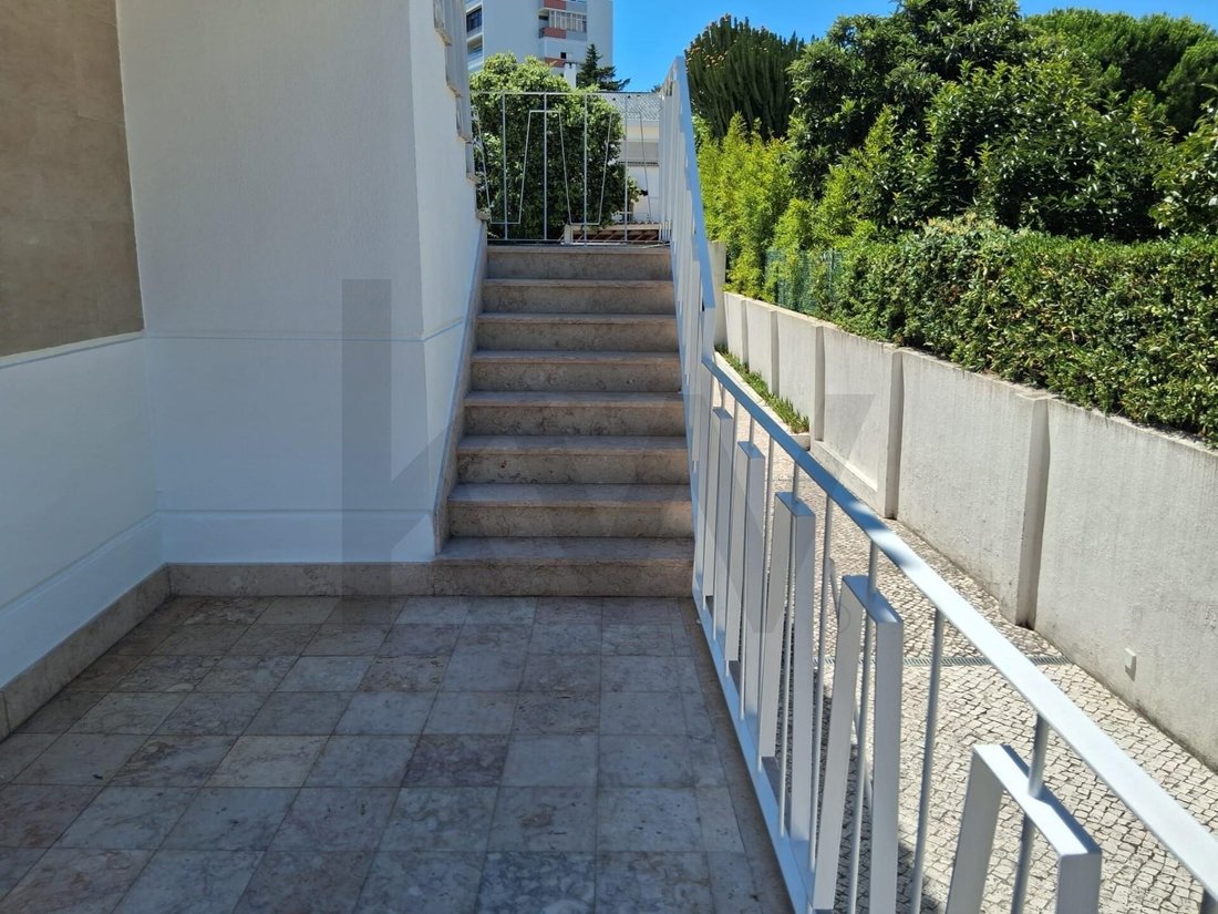 Apartment in Oeiras e Sao Juliao da Barra, Paco de Arcos e Caxias, Lisbon, Portugal 5 - 18411308
