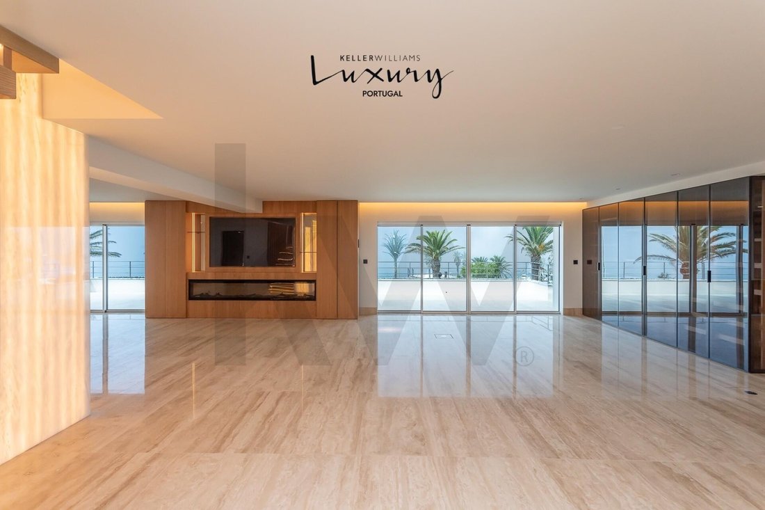 Apartment in Carcavelos e Parede, Lisbon, Portugal 1 - 18496708