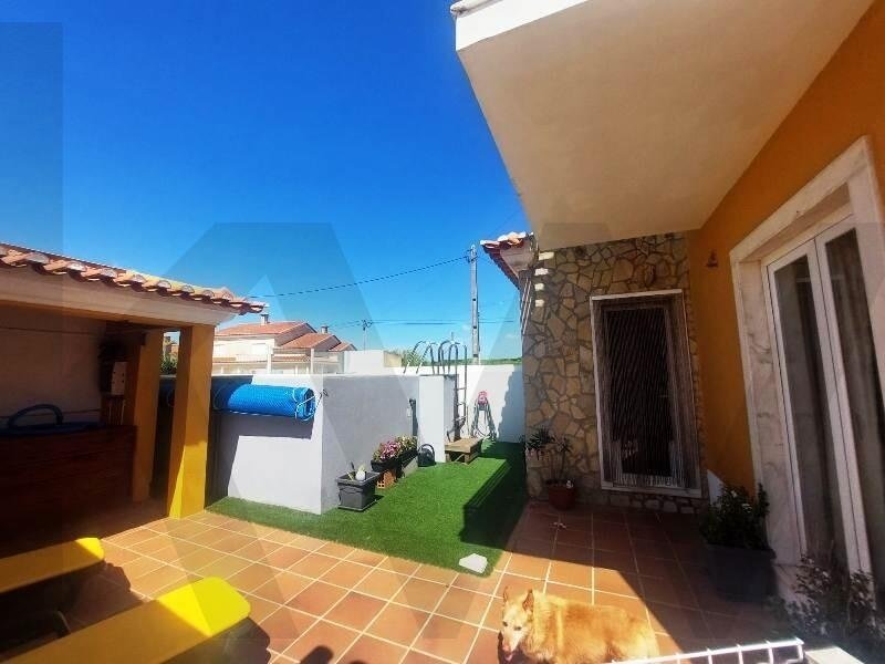 Townhouse in Encarnacao, Lisbon, Portugal 3 - 18496547