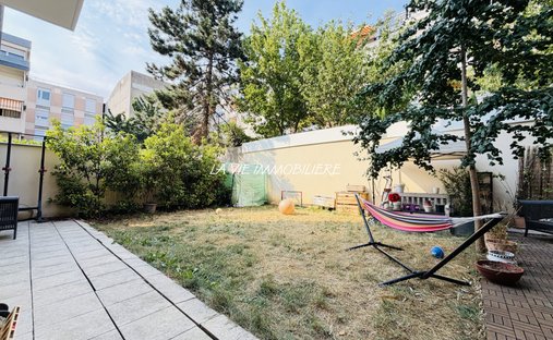 Apartment in Centre Ville, Charenton-le-Pont, France 1