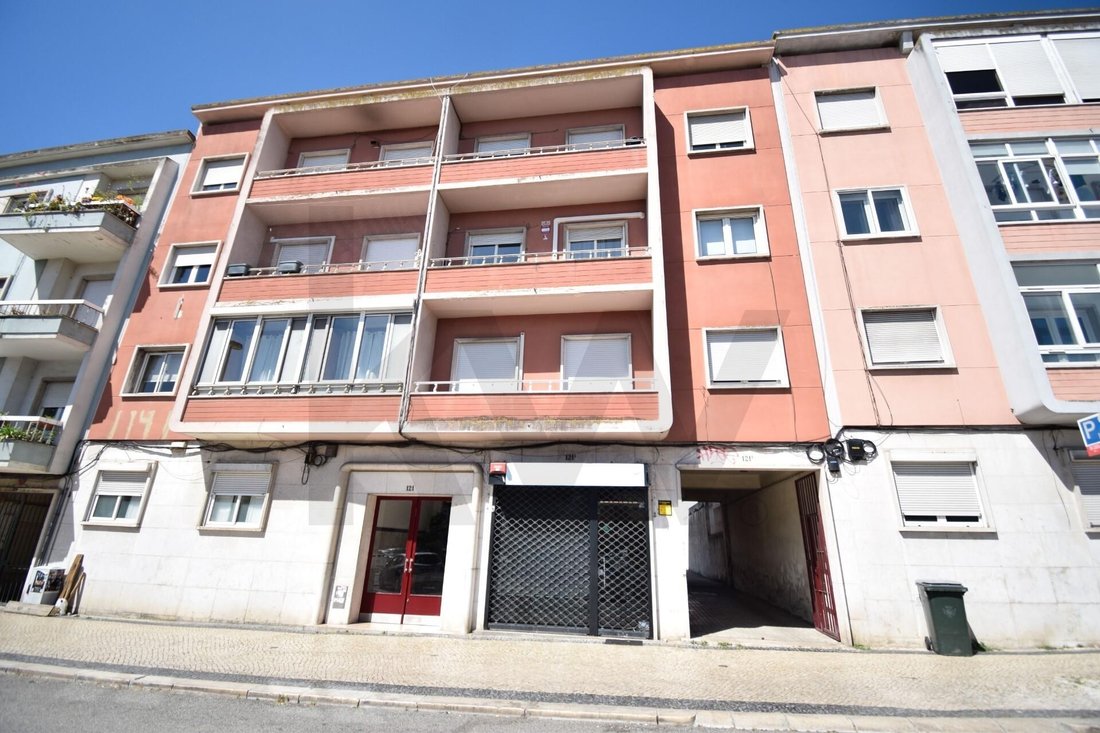 Alvalade, Lisbon, Portugal 1 - 18496722