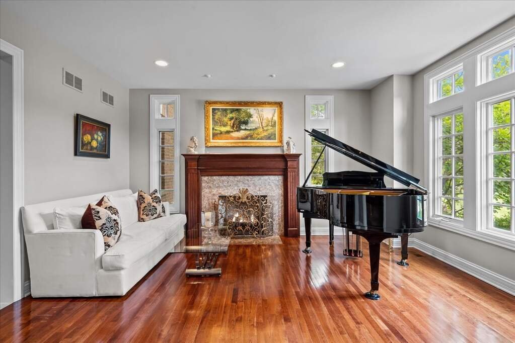 House in Lake Bluff, Illinois, United States 5 - 18496077