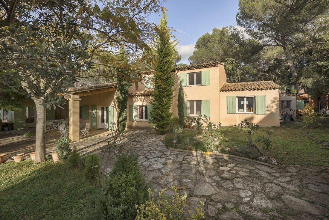 House in Le Tholonet, Provence-Alpes-Côte d'Azur, France 1 - 18496272