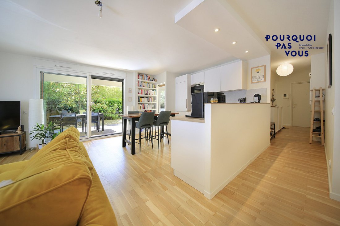 Apartment in Croix Rousse-Gros Caillou, Lyon 4e Arrondissement, Lyon 1 - 18496141