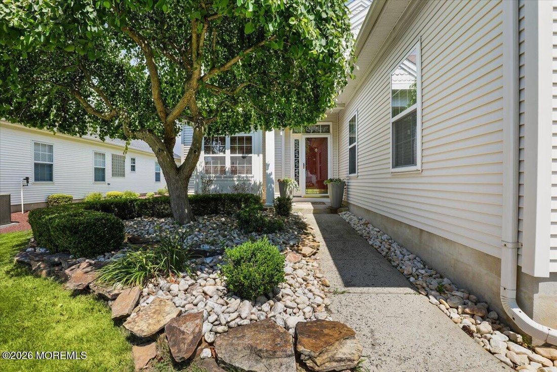 House in Manalapan Township, New Jersey, United States 3 - 18496522