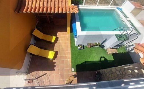Townhouse in Encarnacao, Lisbon, Portugal 1
