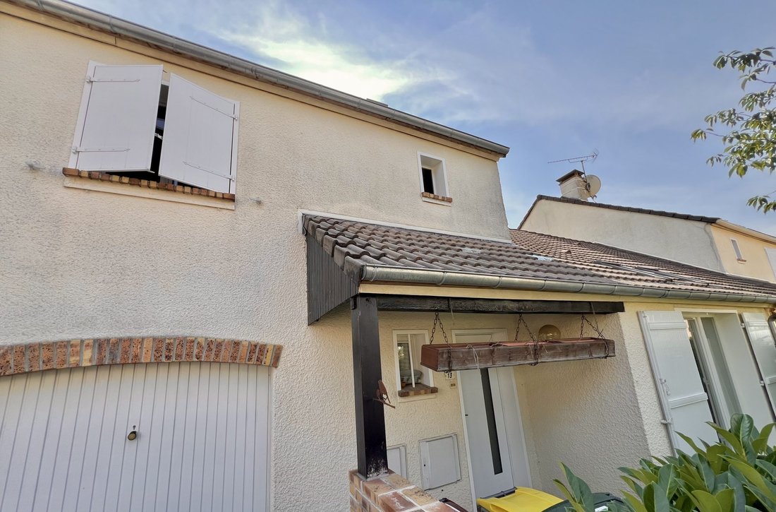 House in Saint-Aubin, Ile-de-France, France 1 - 18496240